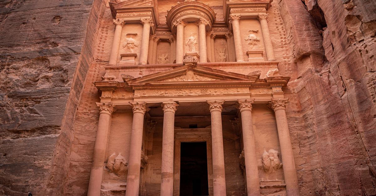 How To Compare Marvel Travel Tours Before You Book